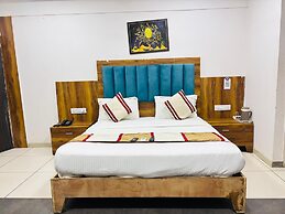 STAR HOTEL