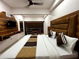 STAR HOTEL