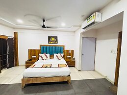 STAR HOTEL