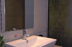Wealth Hotel
