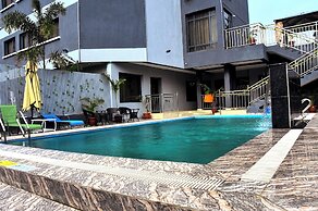 Wealth Hotel