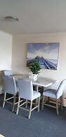 Chevron Tower3 has 2bedrooms 2beds With Car Park