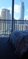 Chevron Tower3 has 2bedrooms 2beds With Car Park