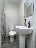 Ocho Homes Lux By Eight Continents, Belfast