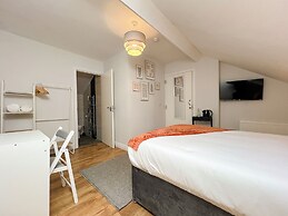 Ocho Homes Lux By Eight Continents, Belfast