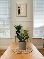 Ocho Homes Lux By Eight Continents, Belfast