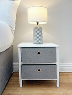 Ocho Homes Lux By Eight Continents, Belfast