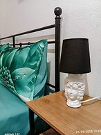 Sicily Bed' House