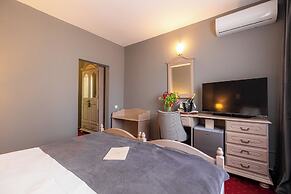 Hotel Brilliant Meseș