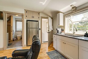 Charming Apt w/ Shared Outdoor Space in Lisbon!