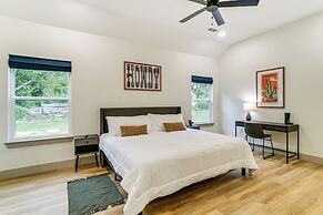 Lake-view Retreat w/ Games & Yard in Daingerfield