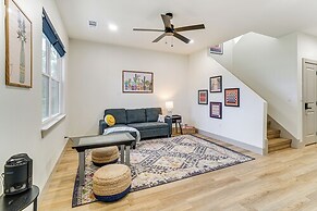 Lake-view Retreat w/ Games & Yard in Daingerfield