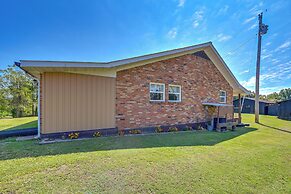 Hike & Fish: Rustic, Timeless Mckee Home w/ Yard