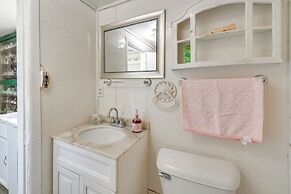 Hike & Fish: Rustic, Timeless Mckee Home w/ Yard