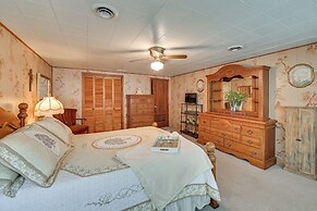Hike & Fish: Rustic, Timeless Mckee Home w/ Yard