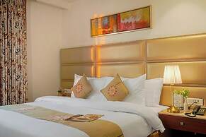 BluSalzz Select City Centre near Golden Temple