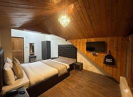Hotel Oscar Mountain Retreat