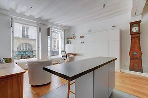 Honore Nest - Elegant 1BR Unit in Saint-honore District