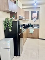 Radiance Manila bay 2 br & 3 bath