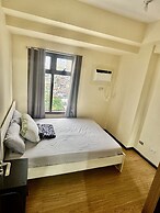 Radiance Manila bay 2 br & 3 bath