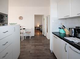 Apartments Mirjana IKA