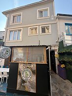 Buyukada Carsi Pansiyon
