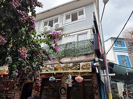 Buyukada Carsi Pansiyon
