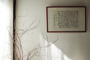Yulong Sadhu Inn