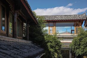 Yulong Sadhu Inn
