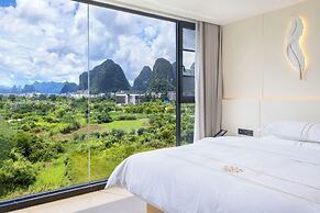 Mountain Search Snow View Hotel