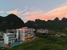 Mountain Search Snow View Hotel