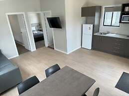 Heatherbrae Holiday Village