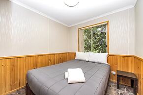 Heatherbrae Holiday Village