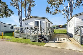Heatherbrae Holiday Village
