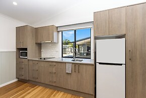 Heatherbrae Holiday Village