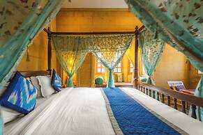 Hotel Desert Moon