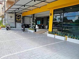 Phuket Five Fortune Holiday Hotel
