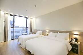 Pohang Hound Hotel Songdo Beach