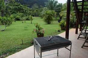 Villa Paraiso Traditional Thai
