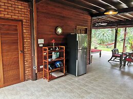 Villa Paraiso Traditional Thai