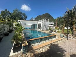 Baan Suan Pool Valley Villa