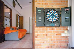 Villa With Private Pool and Mountain Views