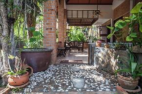 Villa With Private Pool and Mountain Views