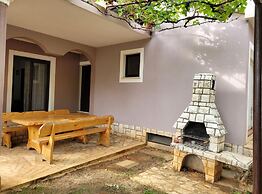 Apartments Villa Dina