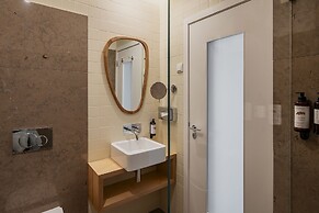 Vincci Baixa Suites Apartments
