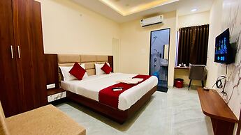 Hotel Anand Palace & Restaurant