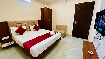 Hotel Anand Palace & Restaurant