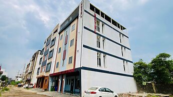Hotel Anand Palace & Restaurant