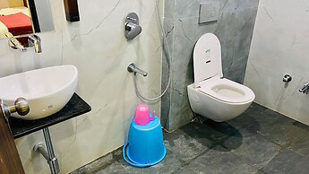 Hotel Anand Palace & Restaurant