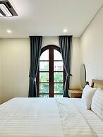 Momento Phu Quoc Hotel